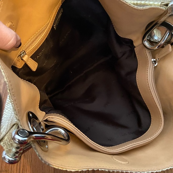 Adrienne Vittadini Shoulder Bag. Gold Color Faux Snake, Silver Tone Hardware - Picture 8 of 13